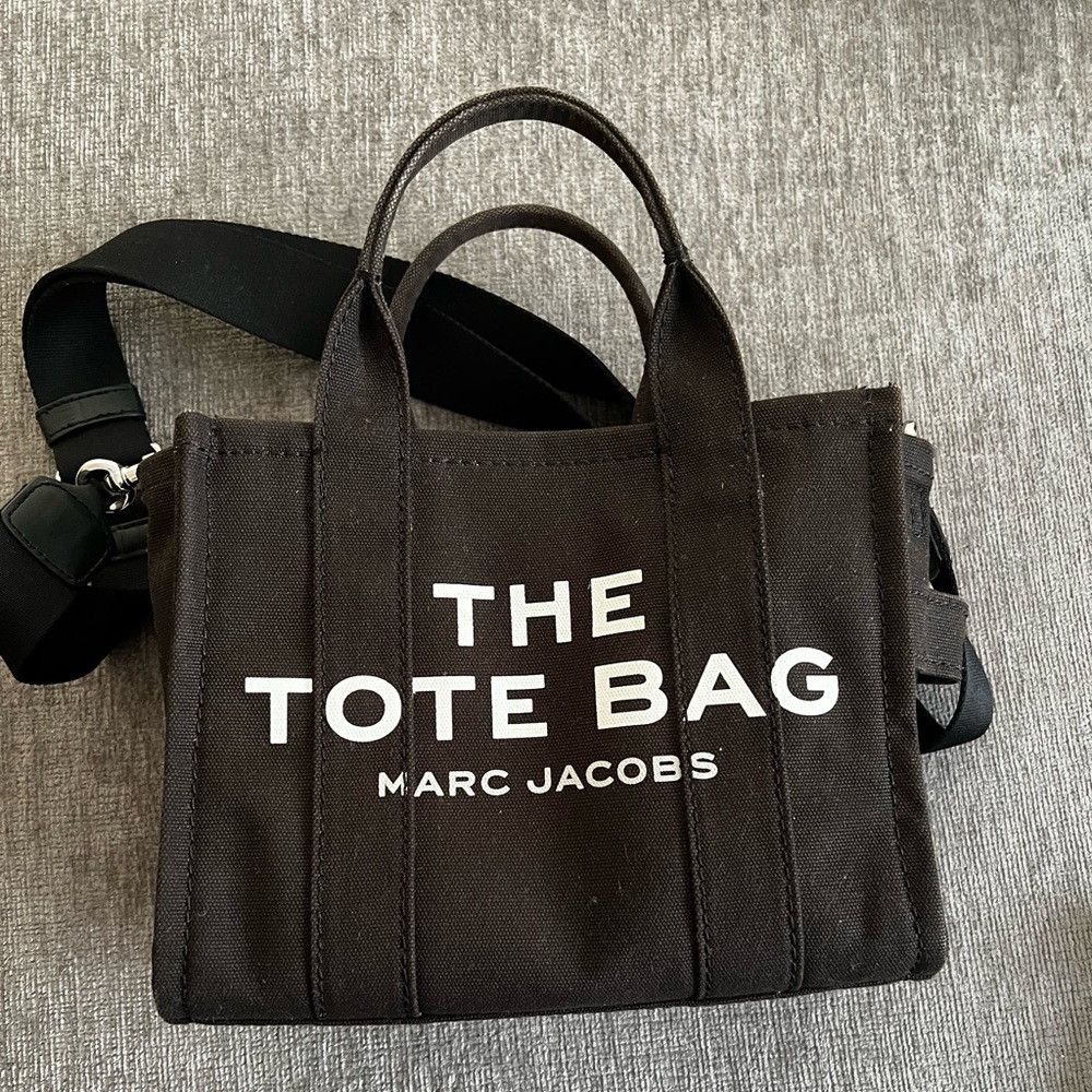 Marc Jacobs mini tote bag